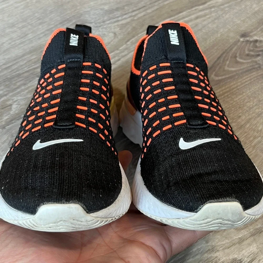Nike React Phantom Run Flyknit 2 Running Shoe Black Mango Women 6.5 UK 4 EU 37.5